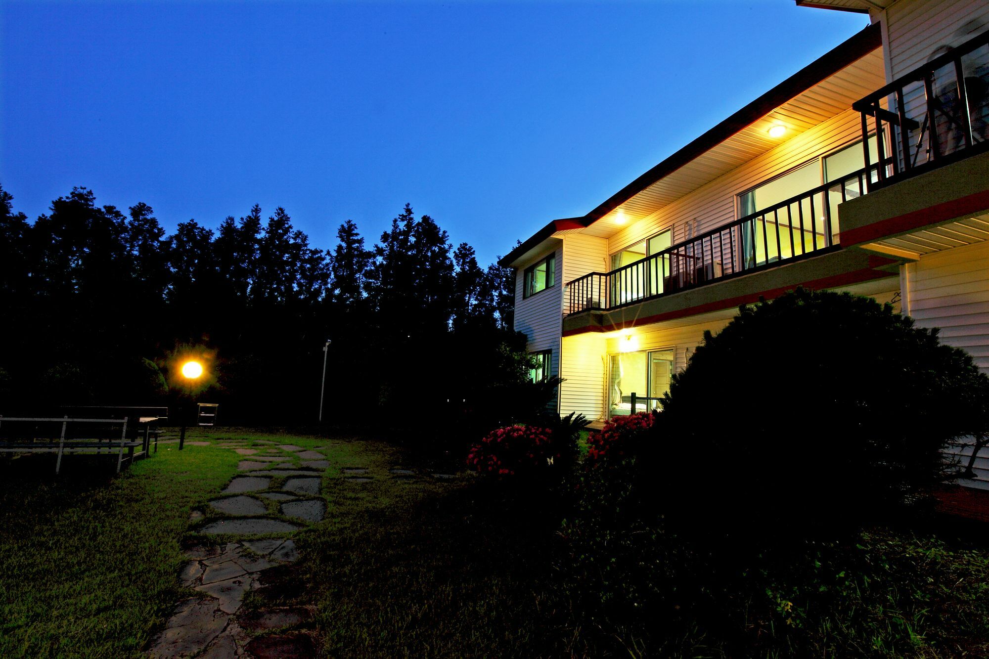 The Areumdaun Pension Hoesu-dong Exterior foto